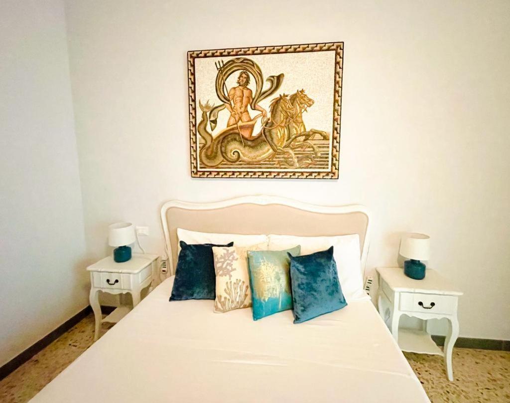 Trapani Centro Storico Apartment, Great Central Location! All New Furniture And Appliances! Exterior photo